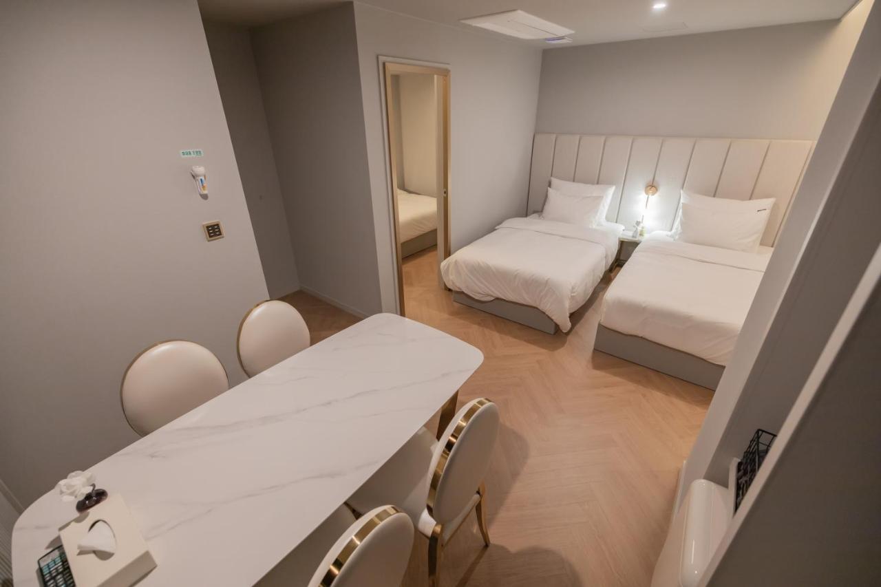 Denbasta Hotel Heritage Gyeongju Exterior photo